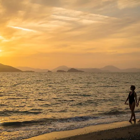 Sunset And フェティエ