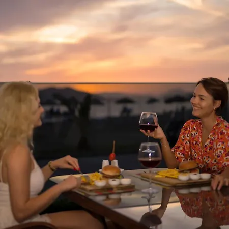 Sunset And フェティエ