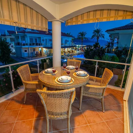 Sunset And Hotel apartamentowy Fethiye