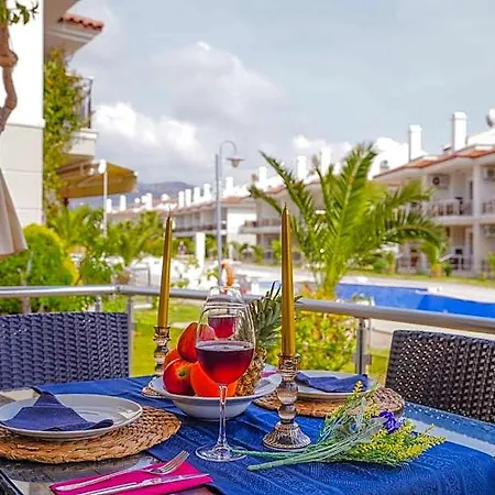 Sunset And Apart Otel 3*