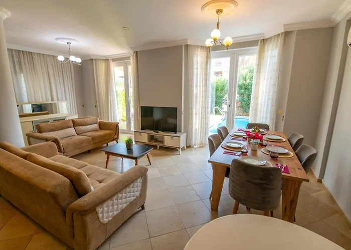 Ξενοδοχείο με διαμερίσματα Sunset And Φετιγιέ